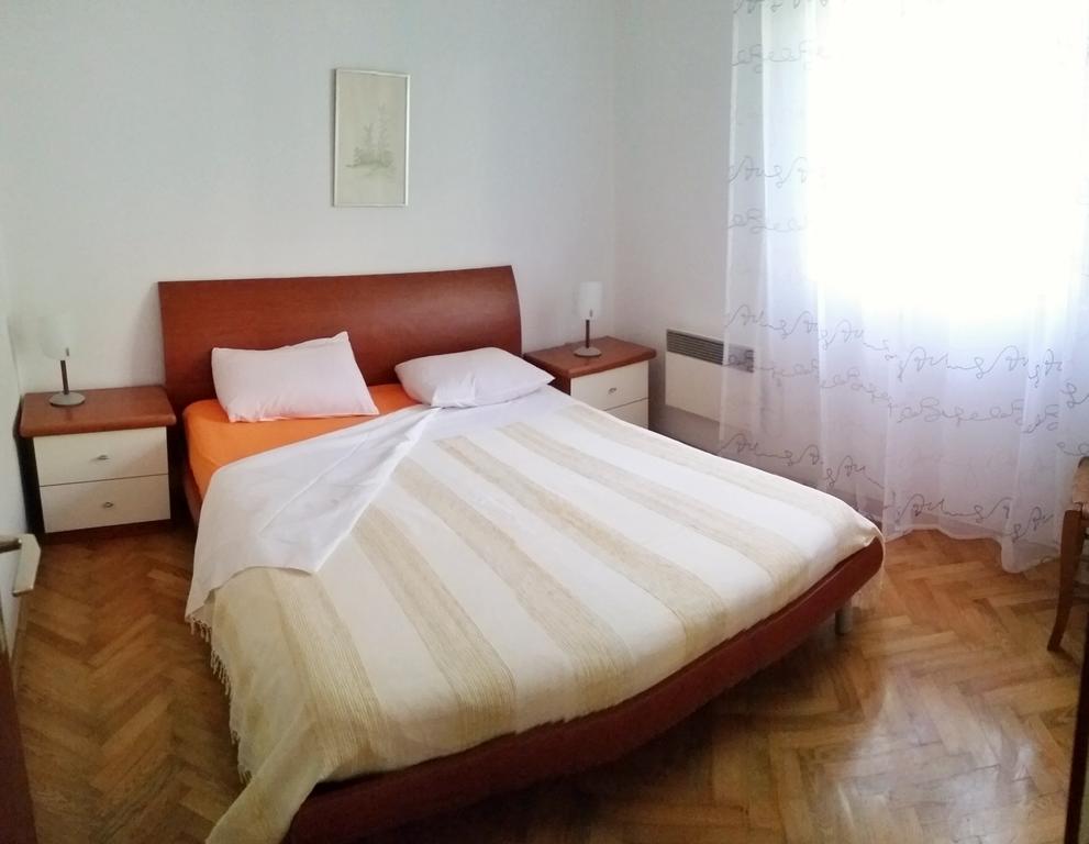 Holiday Home Nona Drage Buitenkant foto